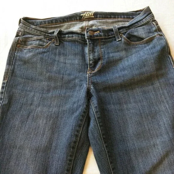 Old Navy Jeans Size 6 Flirt Classic Skinny Medium Blue Denim Wash Womens - Picture 2 of 3